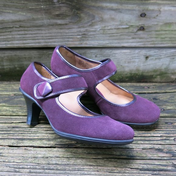 Craft and Barrow Shoes - Craft and Barrow Burgundy Suede Mary Jane Pumps